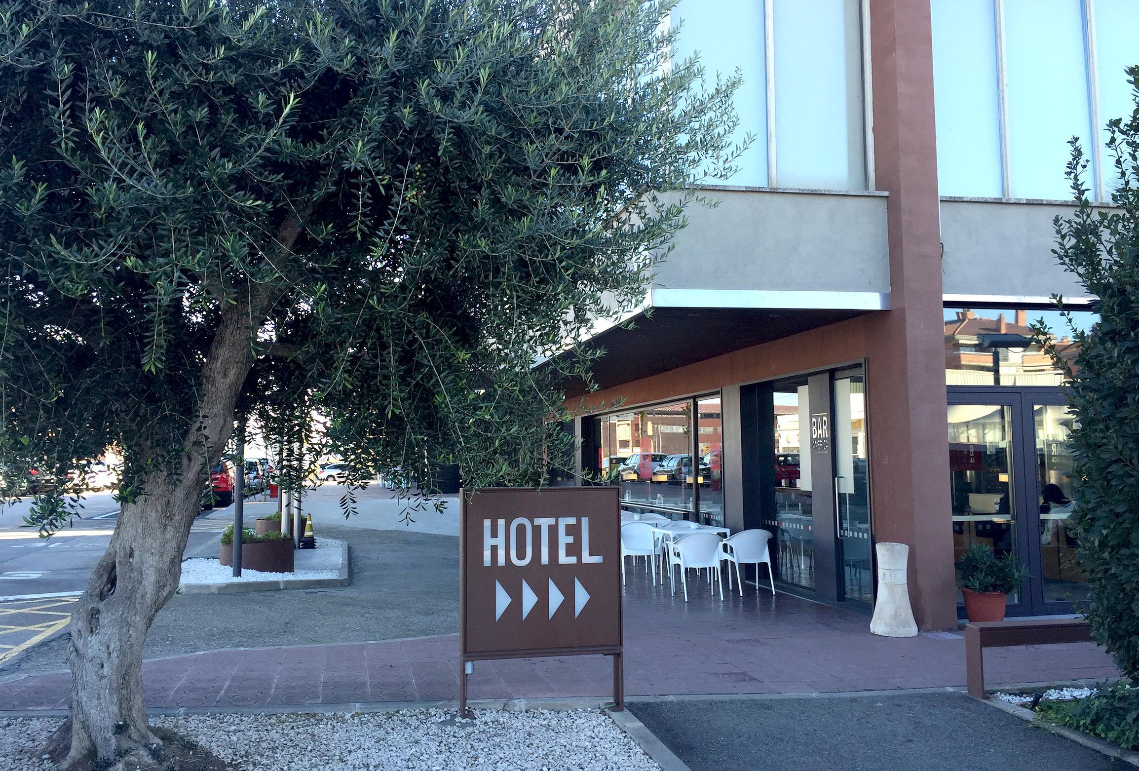Hotel America Igualada Ngoại thất bức ảnh