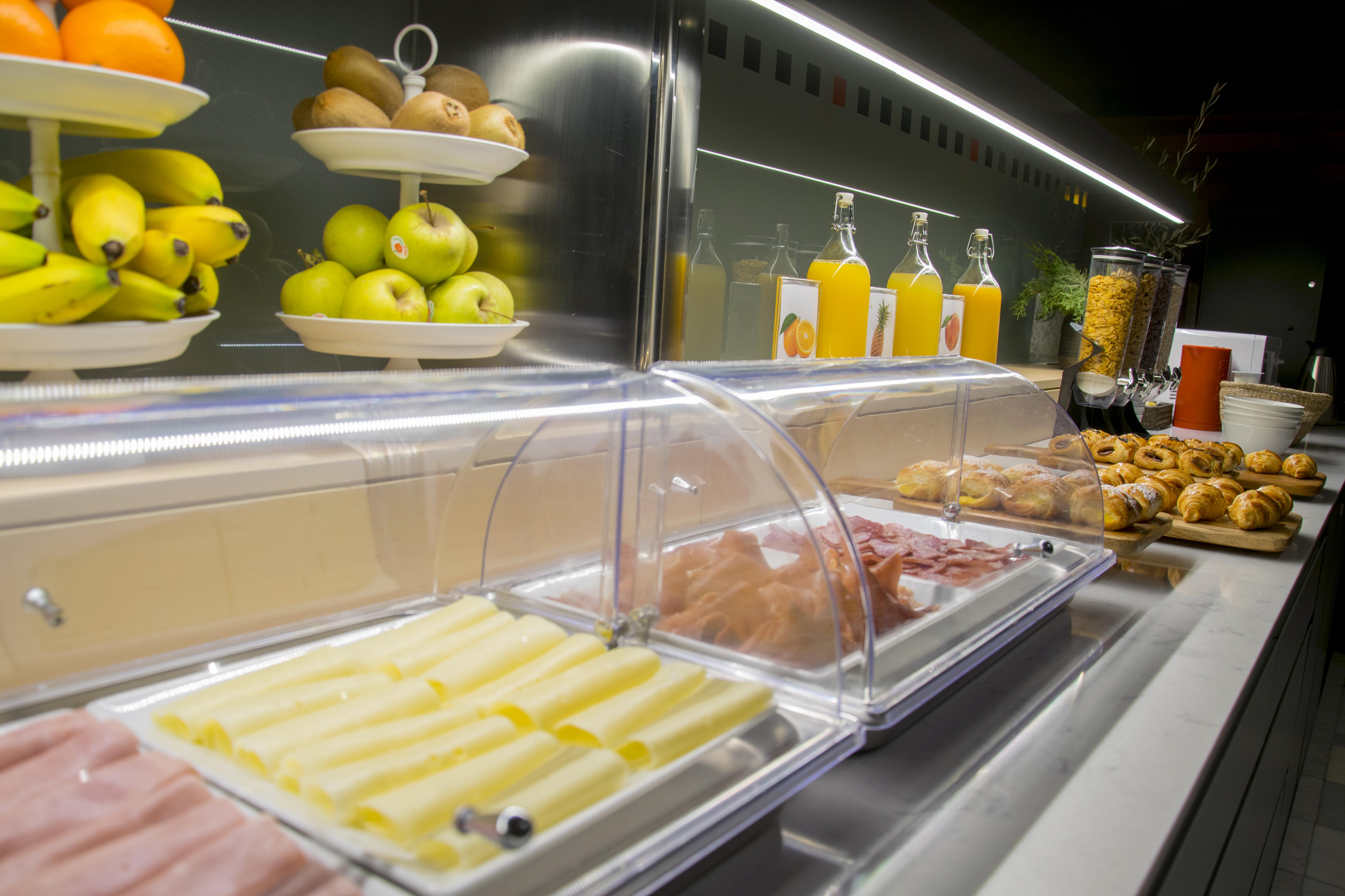Hotel America Igualada Ngoại thất bức ảnh