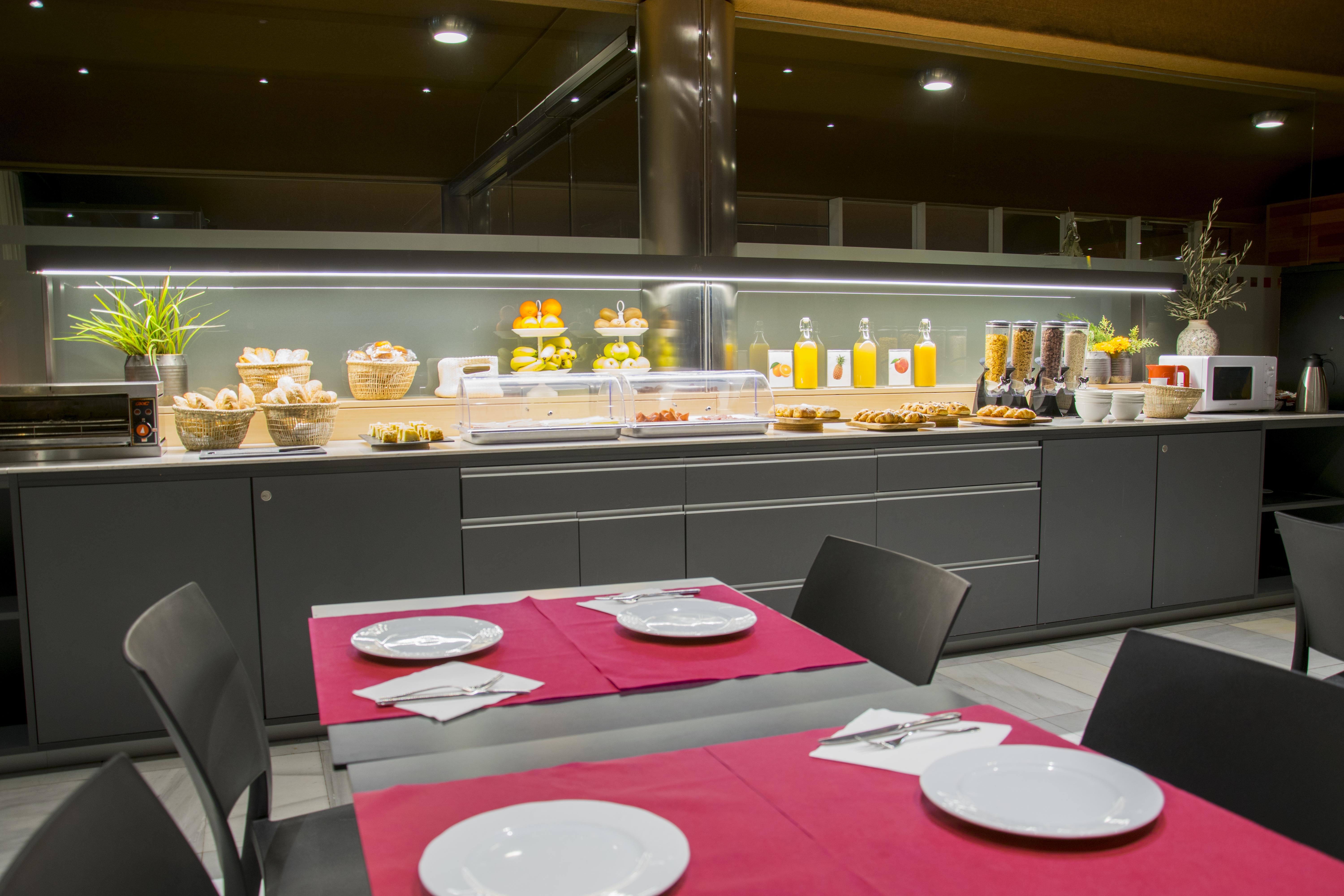 Hotel America Igualada Ngoại thất bức ảnh