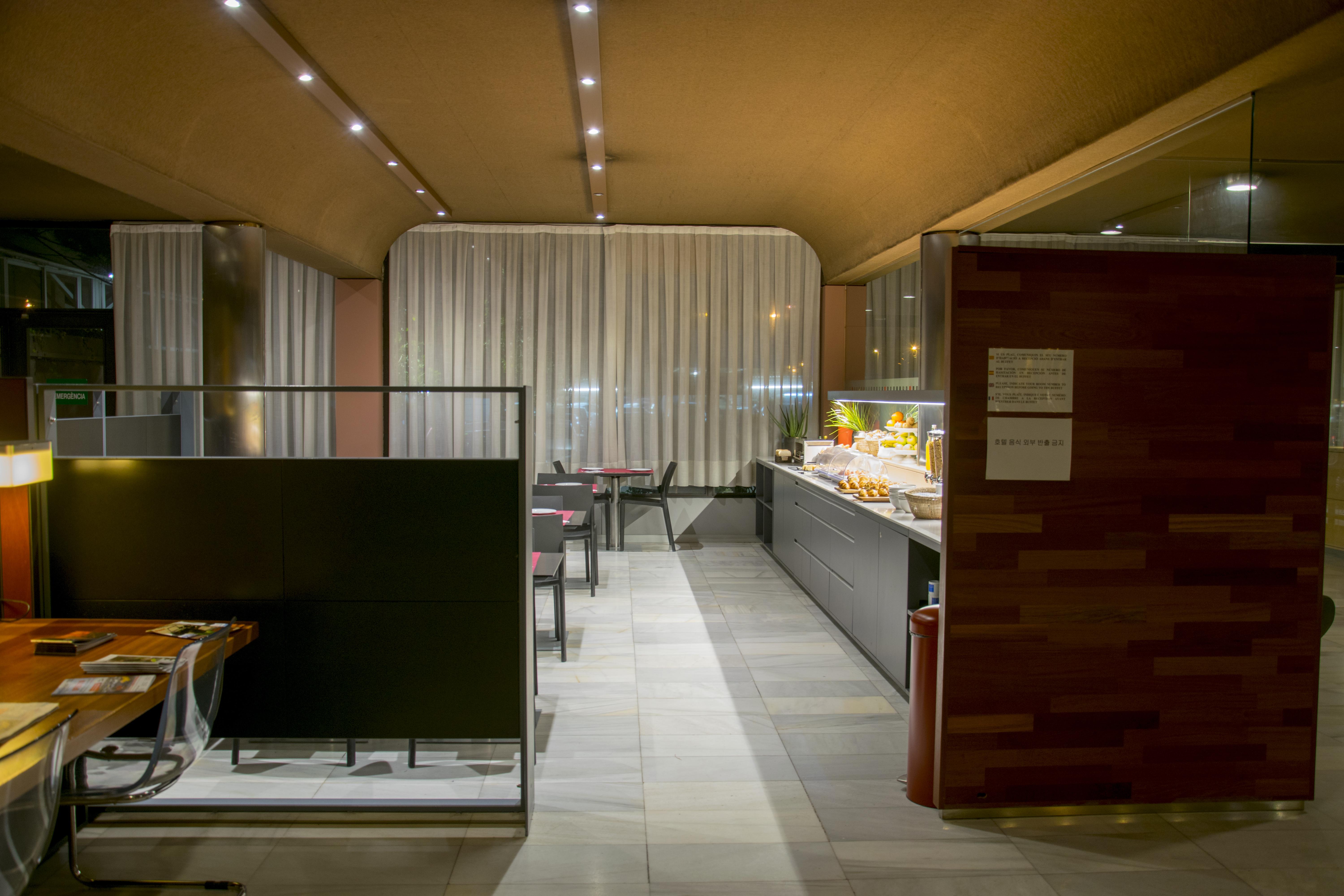 Hotel America Igualada Ngoại thất bức ảnh
